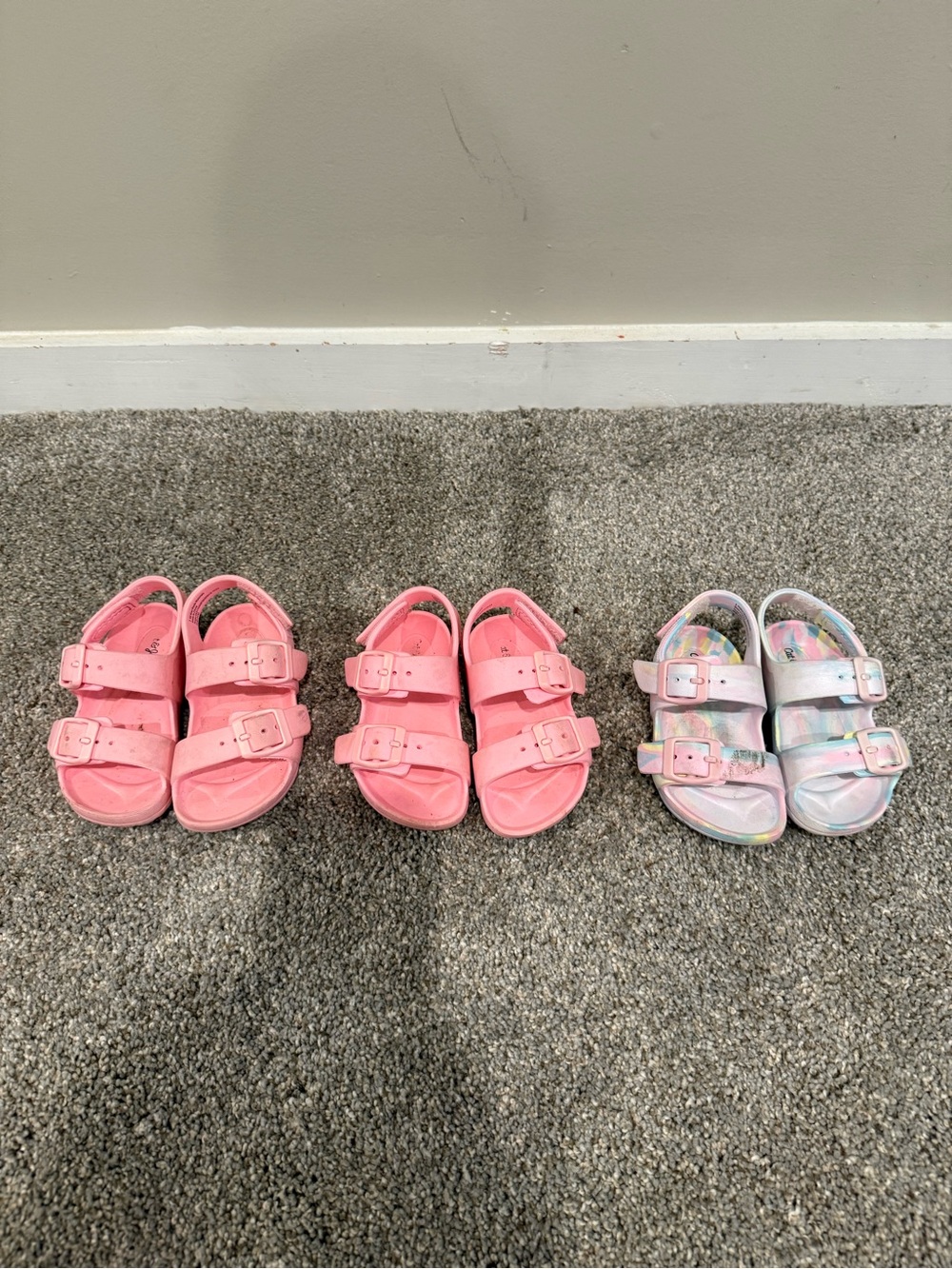 Cat & Jack Kids Pink and Iridescent Buckle Strap Sandals